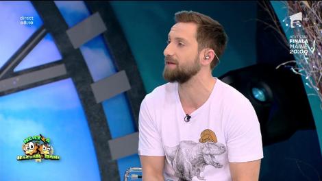 VIDEO! Vă amintiți de pasiunea din dansul lor? Lecţie de tango pentru Dani şi Flavia de la un puști de câțiva ani!