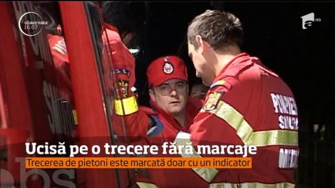 Femeie ucisă de o maşină în timp ce traversa regulamentar