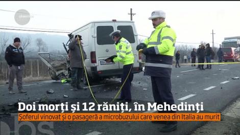 Două microbuze s-au ciocnit, după ce unul dintre șferi ar fi adormit la volan