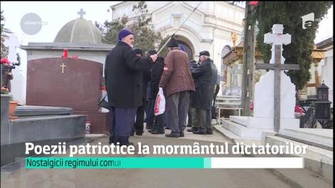 Poezii patriotice la mormântul soților Ceaușescu