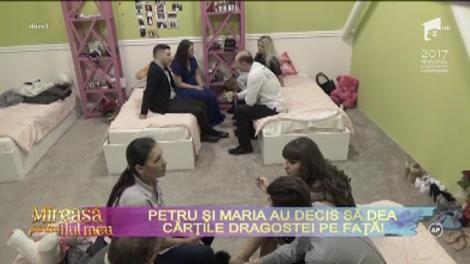 Petru și Maria au decis să dea cărțile dragostei pe față!