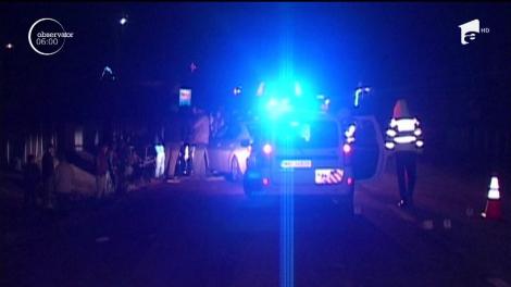 Grăbit să traverseze o stradă, un bărbat a fost lovit în plin de o maşină, în judeţul Vaslui