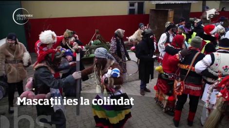 Mascaţii ies la coindat