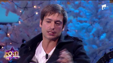 Recunoşti vedeta din spatele măştii? Pălărierul din “Alice în Țara Minunilor”. Vaaaaai, ce transformare!