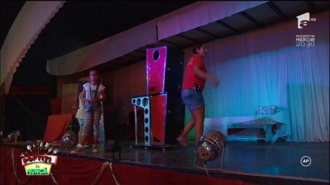 Liviu Vârciu, plin de vânătăi! A căzut cu tot cu scena circului!