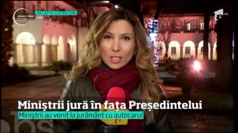 Noii miniştrii au fost audiaţi astăzi în comisiile de specialitate şi la această oră depun jurământul în faţa preşedintelui ţării