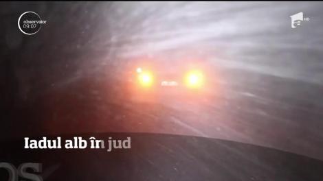 Judeţele Brăila şi Buzău, blocate de nămeţi!