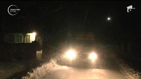 În judeţul Neamţ, ambulanţele au ajuns cu greu la pacienţi