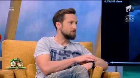 Smiley News: Cum merge la pescuit un fost campion la tir cu arcul