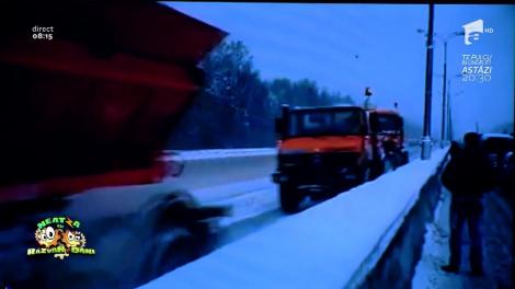 VIDEO prea tare: DE SEZON! Cum se face deszăpezirea străzilor: Rusia versus SUA. România? N-avem!