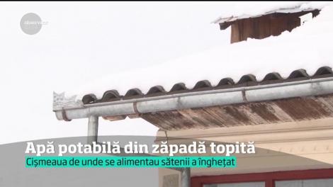 Sute de români topesc zăpada ca să aibă apă potabilă pe timp de iarnă