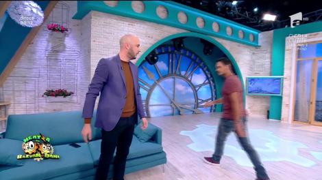 Cum să îţi cureţi telefonul de viruşi. Sfaturi de la magicianul Johannes