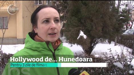 Vedete americane la Castelul Corvinilor din Hunedoara! Actorii Aaron Eckhart şi Jeffrey Dean Morgan au venit în România