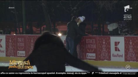Clipe de neuitat petrecute pe gheaţă de concurenţii de la "Mireasă pentru fiul meu". Andrei şi Radu le-au dus pe Mădălina şi Andreea la patinoar!