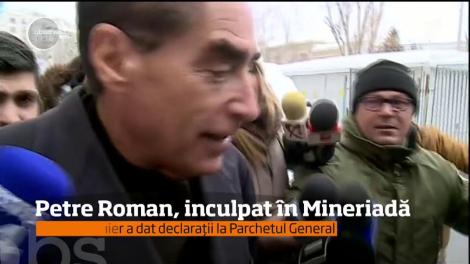 Fostul premier, Petre Roman are calitatea de inculpat în dosarul Mineriadei