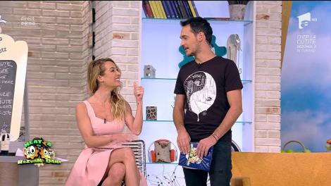 Răzvan Simion a rămas fără telefon: ”M-am uitat pe pereți mult în ultimele ore”