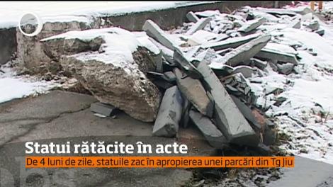 Şapte sculpturi în valoare de peste un milion de euro zac abandonate lângă o parcare din Târgu Jiu