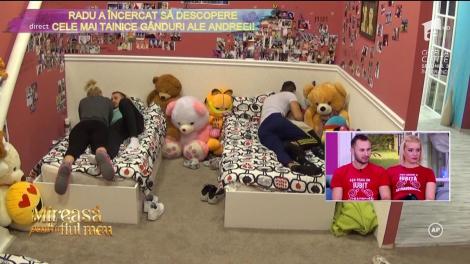 Deși formează cuplu cu Radu, Andreea încă mai poartă ceasul primit de la fostul iubit