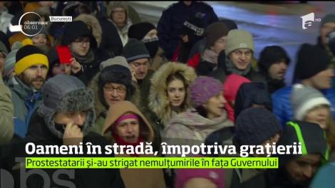 Mii de oameni au ieșit în stradă împotriva ordonanţei de graţiere şi modificării Codurilor Penale