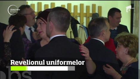 Polițiștii din Târgu Mureș au lăsat uniformele acasă și au sărbătorit Revelionul