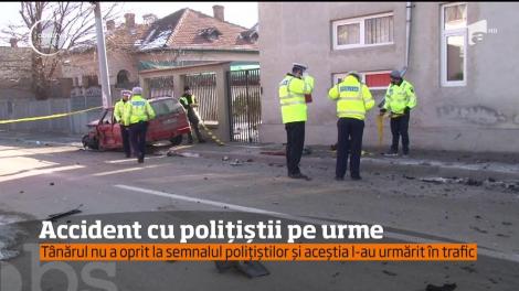 Un tânăr de 18 ani din Drobeta Turnu Severin, fără permis de conducere, a fugit de polițiștii