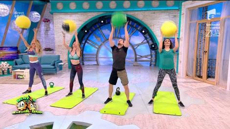 Fitness la Neatza! Antrenament cu ajutorul slam ball-ului
