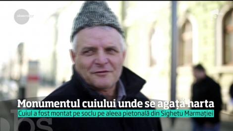 Cel mai amuzant monument din România. Aici este locul în care îți poți „PUNE POFTA-N CUI” la propriu!