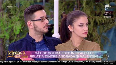 Cel mai solid cuplu din competiție, în pericol?! Andrada şi Valentin au multe să îşi reproşeze: "Nu mai e ca la început. Fotografiile cu noi nu le luăm acasă, le lăsăm aici"