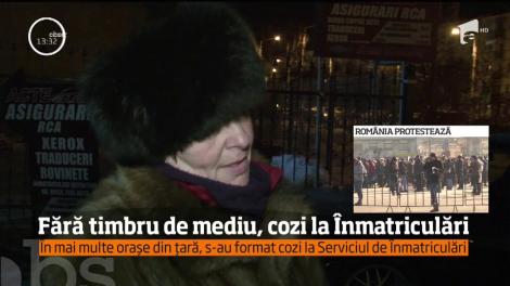 Fără timbru de mediu, cozi la înmatriculări!