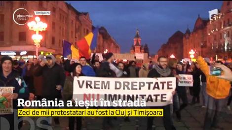 România a ieşit în stradă. Mii de oameni au ieşit în stradă în Cluj, Sibiu, Timişoara