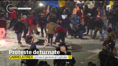 Mai multe clădiri din zona Guvernului au fost vandalizate azi noapte de huligani