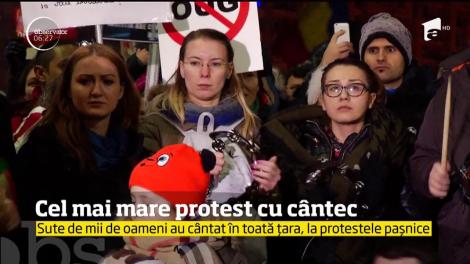 Cel mai mare protest din ultimele trei decenii a avut loc sâmbătă în Capitală. La ore fixe s-a cântat imnul