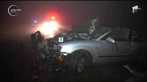 A murit pe loc după ce s-a izbit puternic de un parapete metalic de pe marginea şoselei