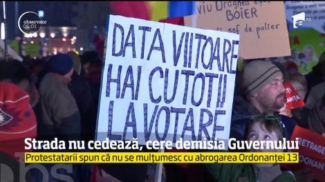Strada nu cedează, cere demisia Guvernului