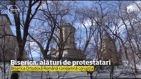 Biserica, alături de protestatari