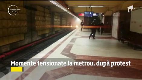 Momente tensionate la metrou, după protest. Pompierii au intervenit imediat şi au îndepărtat pericolul