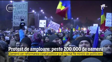 Protest la Guvern: Peste 200.000 de oameni au ocupat Piaţa Victoriei