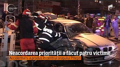 Neacordarea priorității a făcut patru victime. Accidentul s-a produs în centrul orașului Pitești