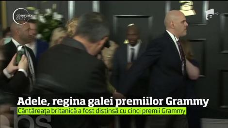Adele a fost distinsă cu cinci premii Grammy