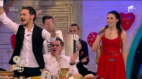 Voce, nu glumă! Amalia le zice bine pe lăutărie și chiar se pricepe la cântat: Moment foarte tare, de Valentine's Day, la "Neatza"