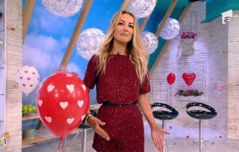 ”Love is in the air”, azi! Dani nu s-a putut abtine: "Flavia este omul de la noi care are cele mai multe inele la activ. Însă niciunul neconcretizat!"