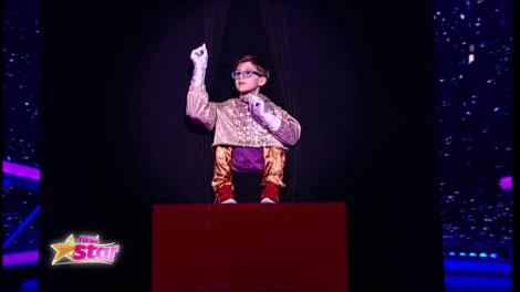 Ta daaaaa! Dragos e cel mai simpatic maagician pe care l-ai văzut vreodată! Râzi cu lacrimi!