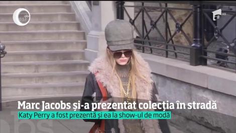 Designerul Marc Jacobs și-a prezentat colecția în stradă
