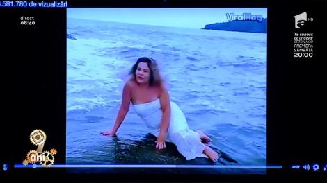 Smiley News: UPS! Cum să te ia valul... la propriu când stai la poză