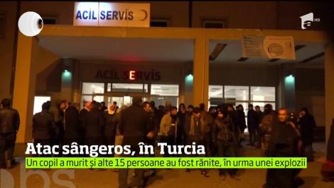 Atac cu maşină capcană în Turcia! Un copil a murit şi alte 15 persoane au fost rănite