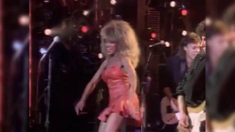 Culise: Alex Vasilache se pregăteşte să devină Tina Turner