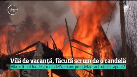 O casă de vacanţă din Sinaia s-a făcut scrum