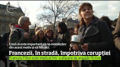 Francezii, în stradă, împotriva corupţiei