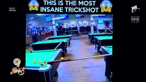 Smiley News: Unde dai și unde... intră! Cea mai nebună lovitură din biliard: peste mese!