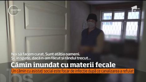 Căminul de asistaţi social din curtea Colegiului de Industrie Alimentară Suceava, inundat cu materii fecale